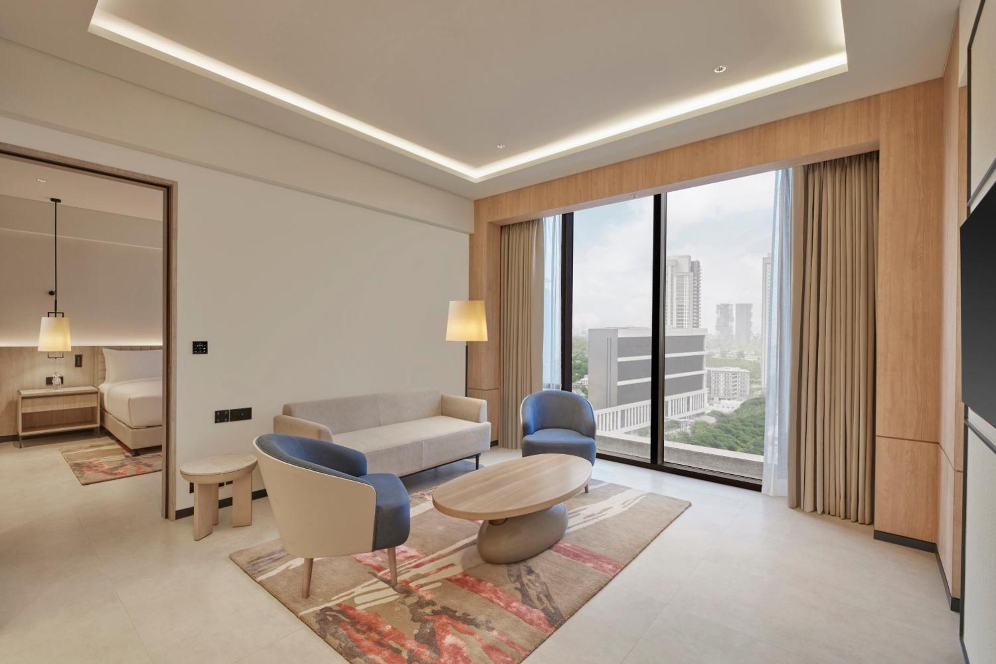 Hilton Gurugram Baani City Centre Gurgaon Exterior foto